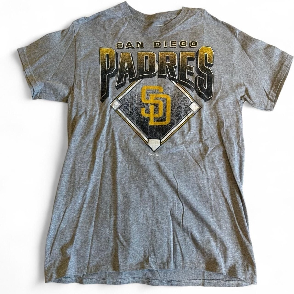 San Diego Padres Majestic Athletic‎ Baseball Graphic Tee, Gray, Men's Size M